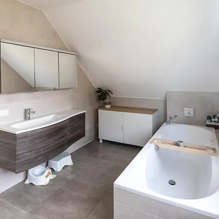 Thiele - Familienglueck Mit Garten - Kamin - Sauna - Pool بيت للعطل