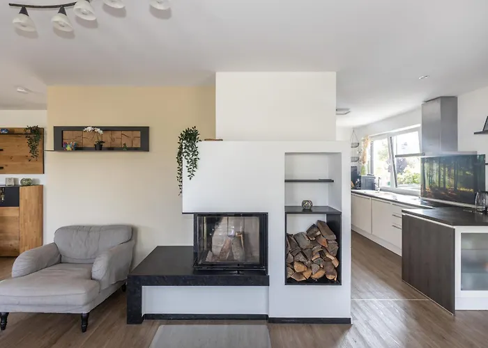 Thiele - Familienglueck Mit Garten - Kamin - Sauna - Pool * Weimar (Thuringia)